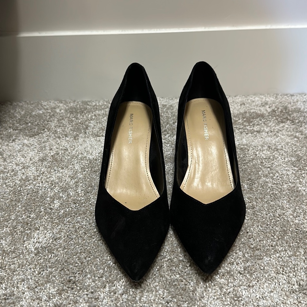 Marc Fisher women’s black heels size 8.5